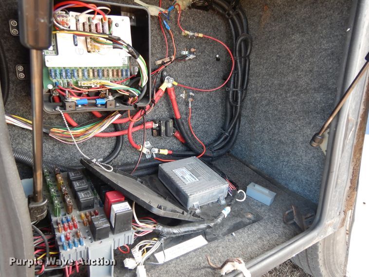 image for item DI8629 1998 Gulf Stream Spartan  RV