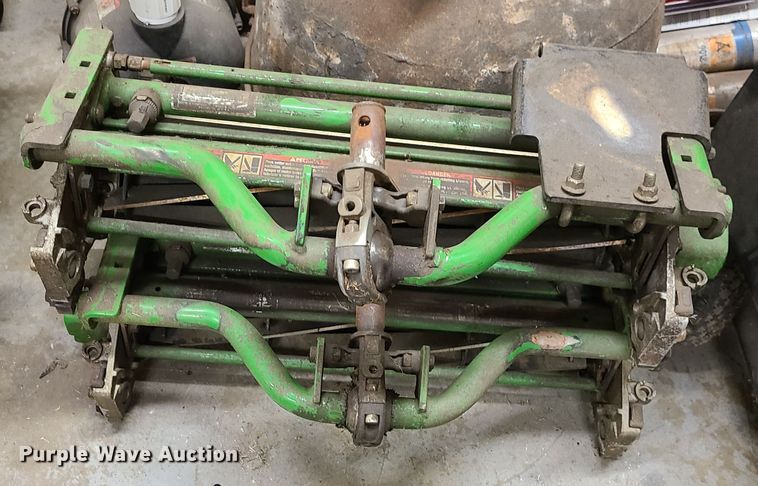 image for item DJ1546 John Deere 7500  reel mower
