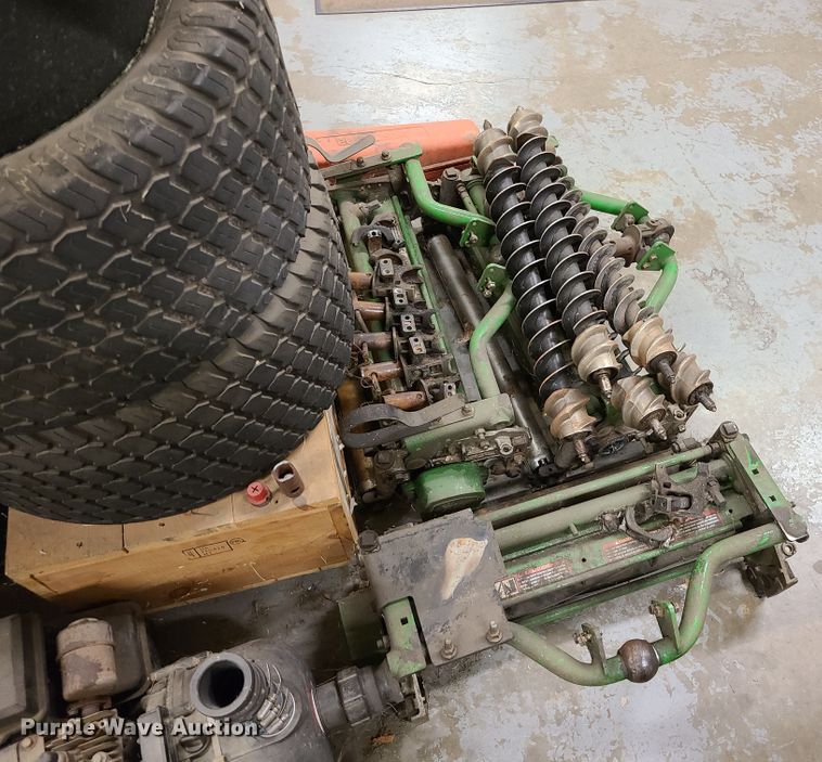 image for item DJ1546 John Deere 7500  reel mower