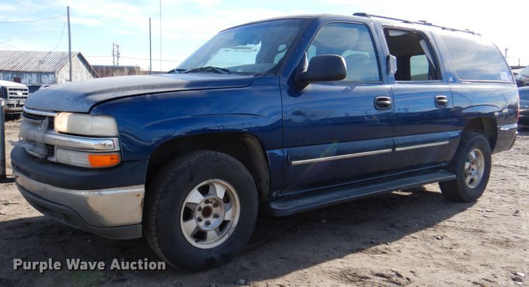 image for item DK8719 2001 Chevrolet Suburban LS  SUV