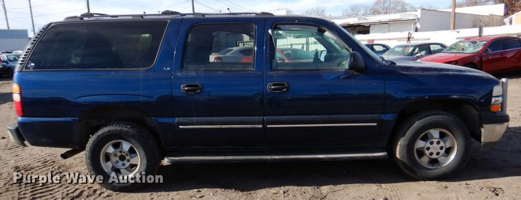 image for item DK8719 2001 Chevrolet Suburban LS  SUV