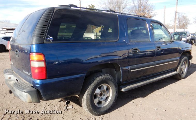 image for item DK8719 2001 Chevrolet Suburban LS  SUV