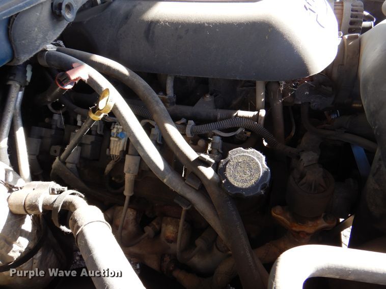 image for item DK8719 2001 Chevrolet Suburban LS  SUV