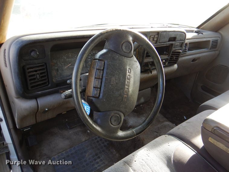 image for item DK8722 1995 Dodge Ram 1500  pickup truck