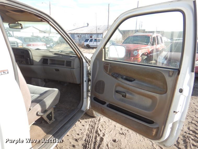 image for item DK8722 1995 Dodge Ram 1500  pickup truck