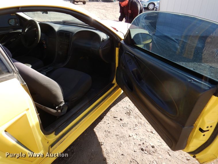 image for item DK8724 2003 Ford Mustang