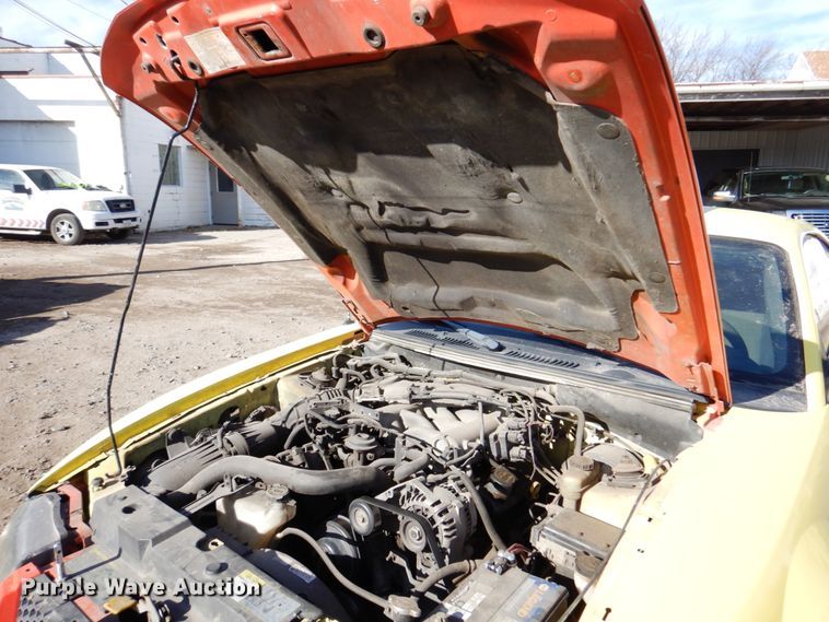 image for item DK8724 2003 Ford Mustang