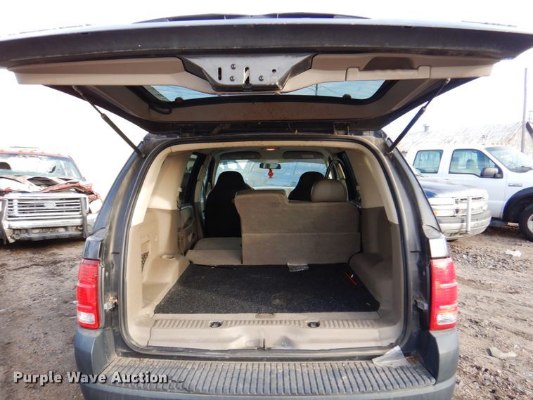 image for item DK8727 2005 Ford Explorer  SUV