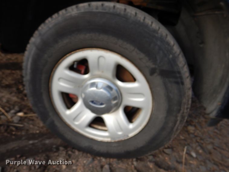 image for item DK8727 2005 Ford Explorer  SUV