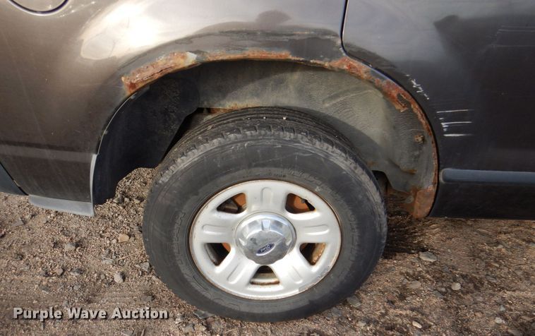 image for item DK8727 2005 Ford Explorer  SUV