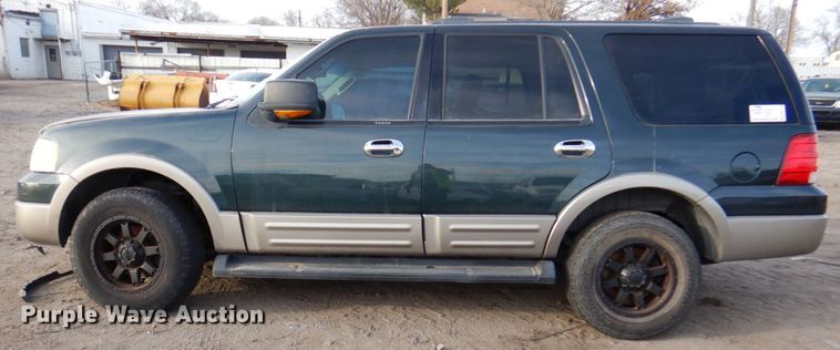 image for item DK8728 2003 Ford Expedition  SUV