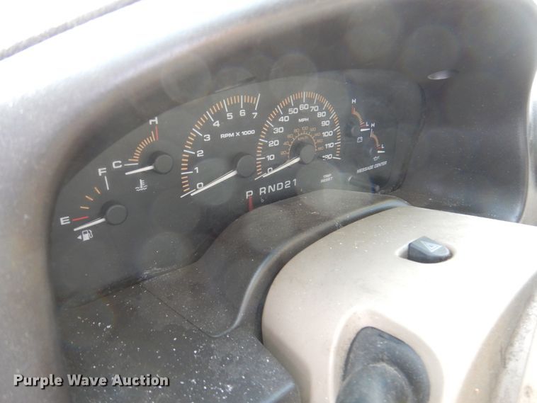 image for item DK8728 2003 Ford Expedition  SUV