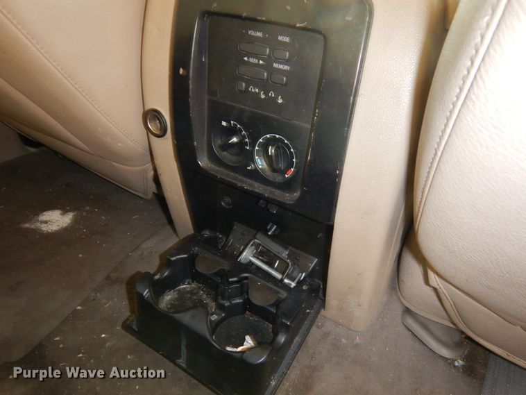 image for item DK8728 2003 Ford Expedition  SUV