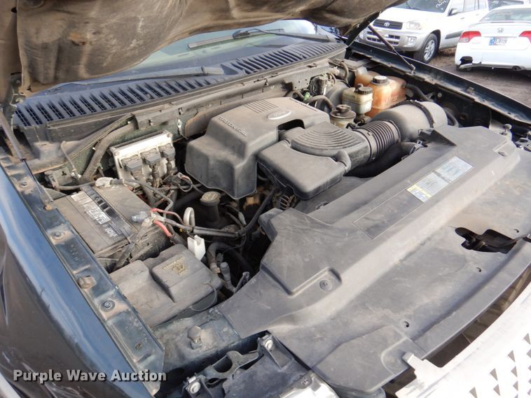 image for item DK8728 2003 Ford Expedition  SUV