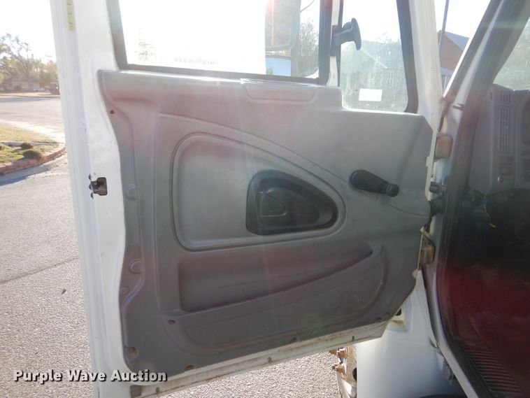 image for item DL3480 2007 International 4300  box truck