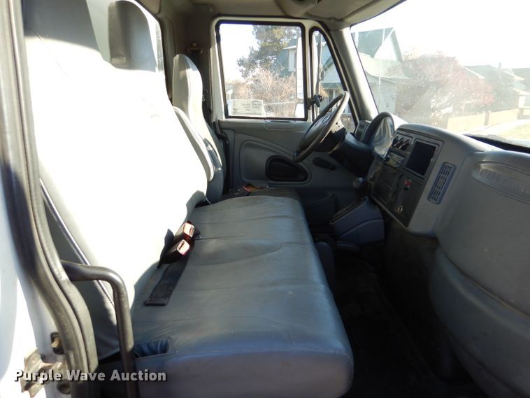 image for item DL3480 2007 International 4300  box truck