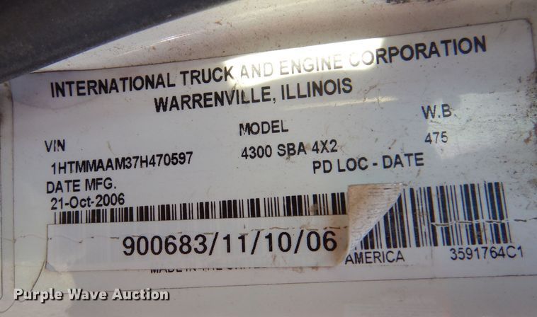 image for item DL3480 2007 International 4300  box truck