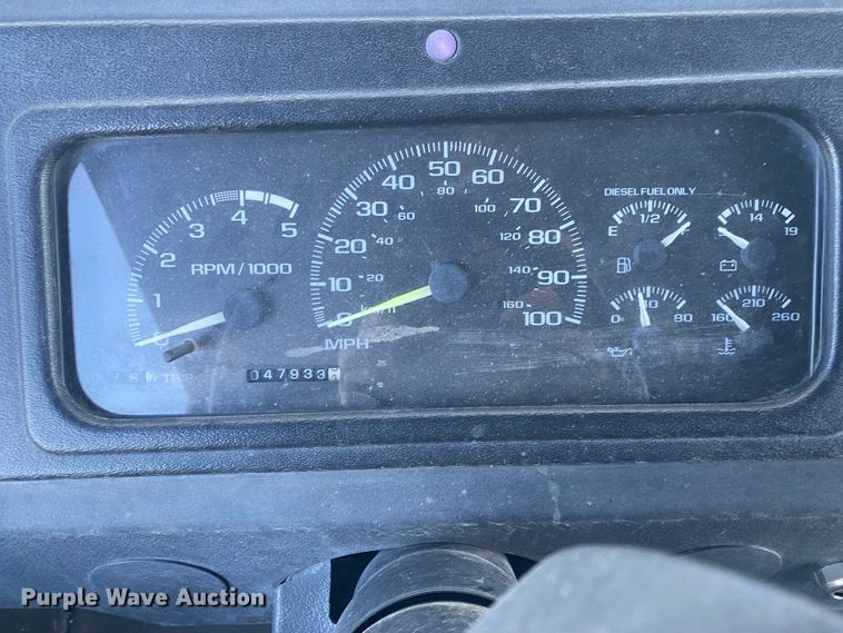 image for item DL6864 2003 Workhorse P42  delivery truck