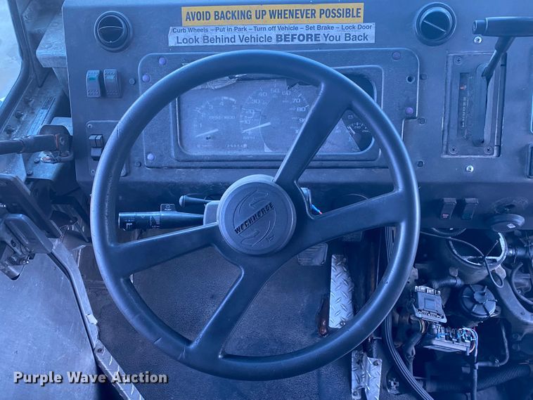 image for item DL6865 2003 Workhorse P42  delivery truck