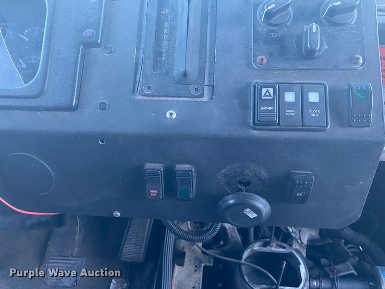 image for item DL6865 2003 Workhorse P42  delivery truck