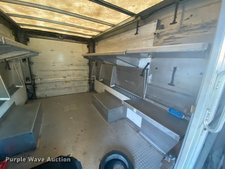 image for item DL6865 2003 Workhorse P42  delivery truck