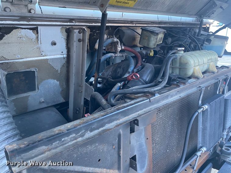 image for item DL6865 2003 Workhorse P42  delivery truck