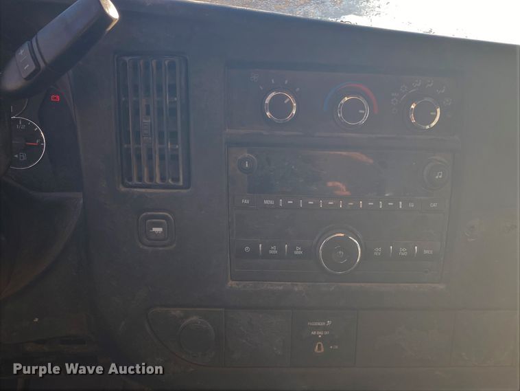 image for item DL6866 2015 Chevrolet Express G3500  delivery van