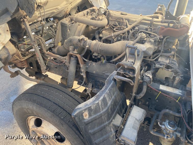 image for item DL6867 2006 Isuzu NPR  box truck