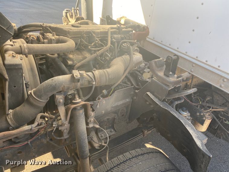 image for item DL6867 2006 Isuzu NPR  box truck