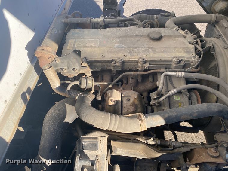 image for item DL6867 2006 Isuzu NPR  box truck