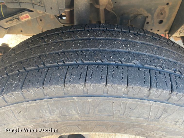 image for item DL6867 2006 Isuzu NPR  box truck