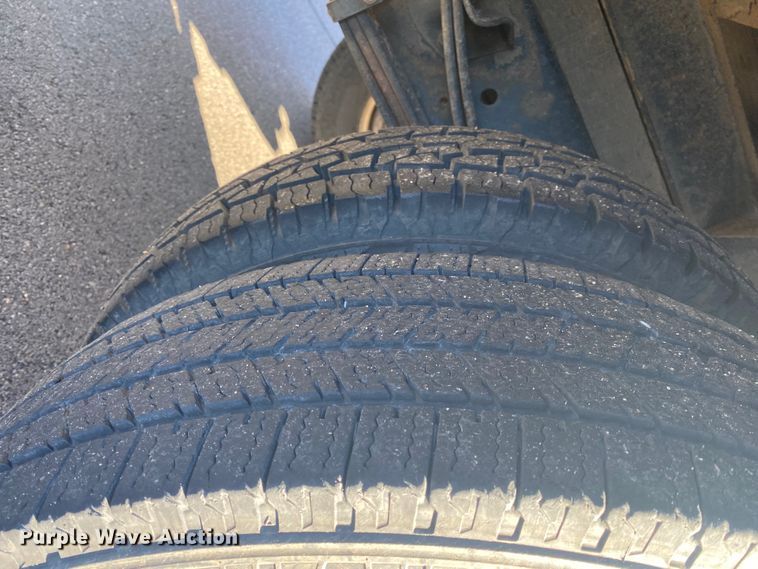 image for item DL6867 2006 Isuzu NPR  box truck