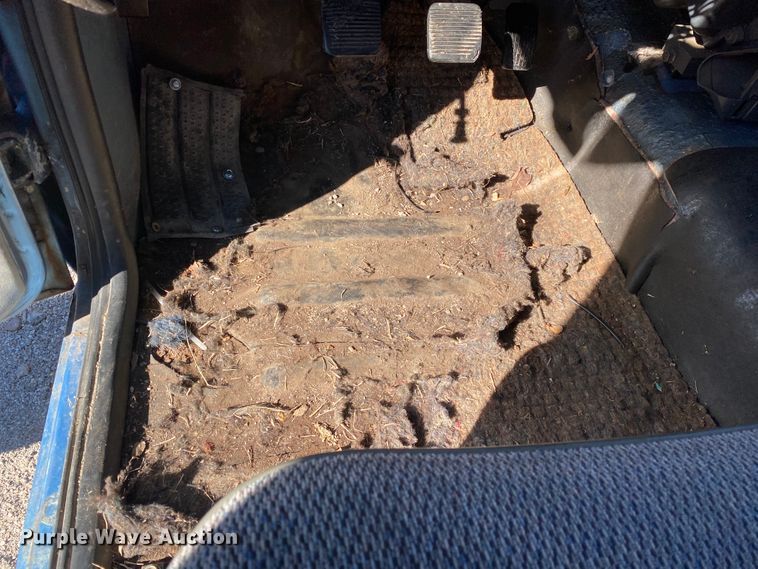 image for item DL6869 1982 Mazda B2200  pickup truck