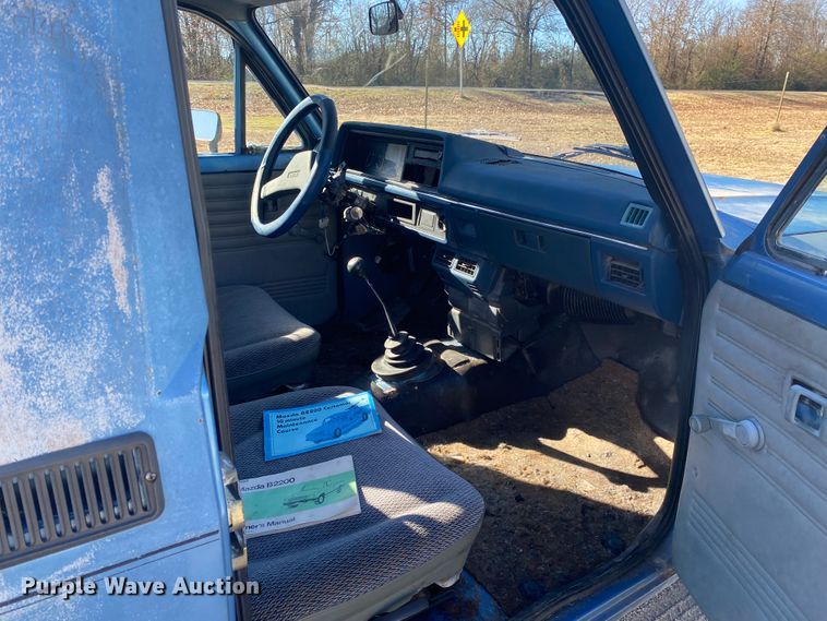 image for item DL6869 1982 Mazda B2200  pickup truck