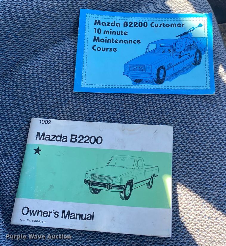image for item DL6869 1982 Mazda B2200  pickup truck