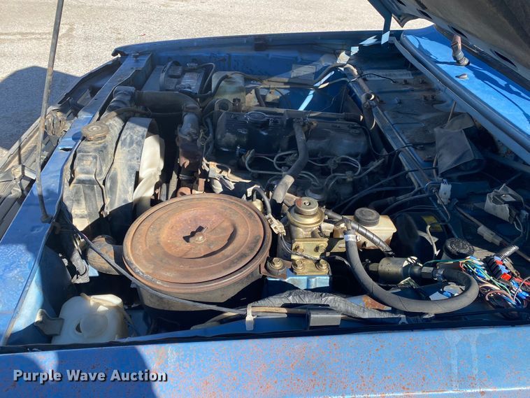 image for item DL6869 1982 Mazda B2200  pickup truck