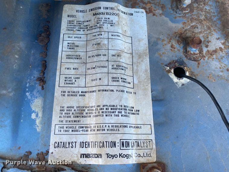 image for item DL6869 1982 Mazda B2200  pickup truck