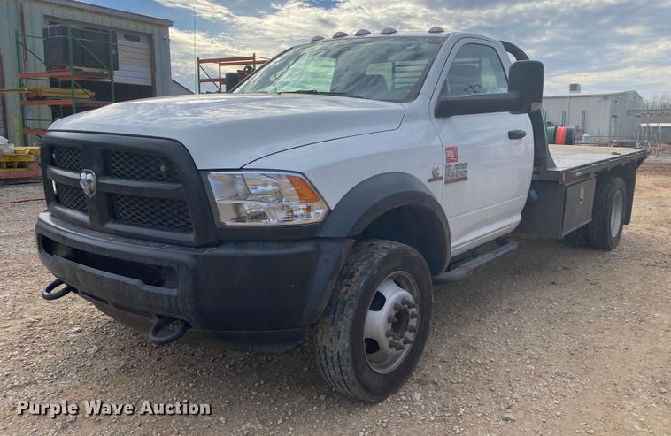 image for item DL6881 2018 Dodge Ram 5500HD  flatbed truck