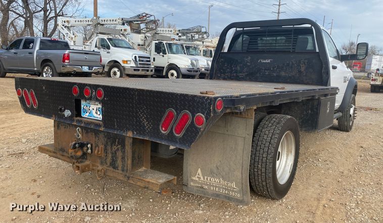 image for item DL6881 2018 Dodge Ram 5500HD  flatbed truck