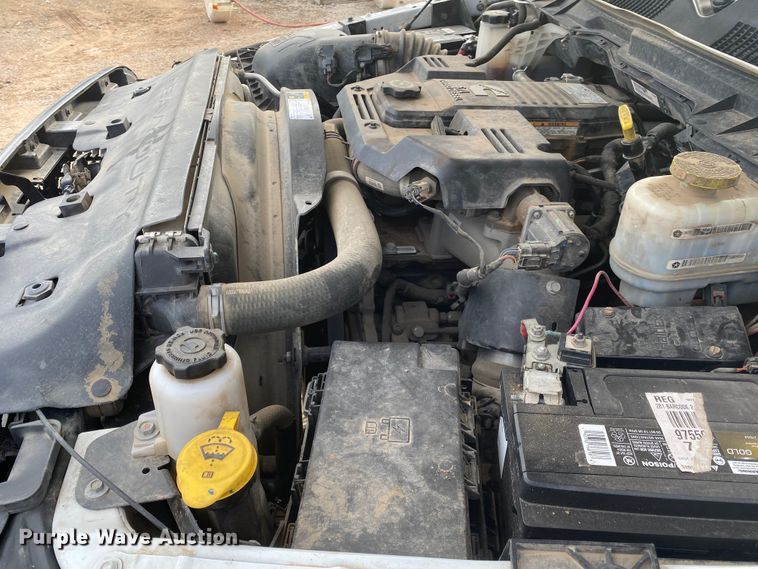 image for item DL6881 2018 Dodge Ram 5500HD  flatbed truck