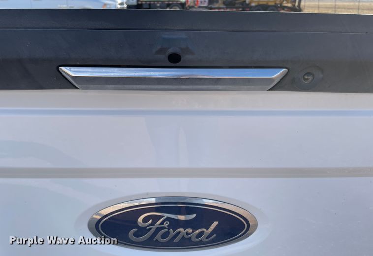 image for item DN0109 2017 Ford F350  pickup truck bed