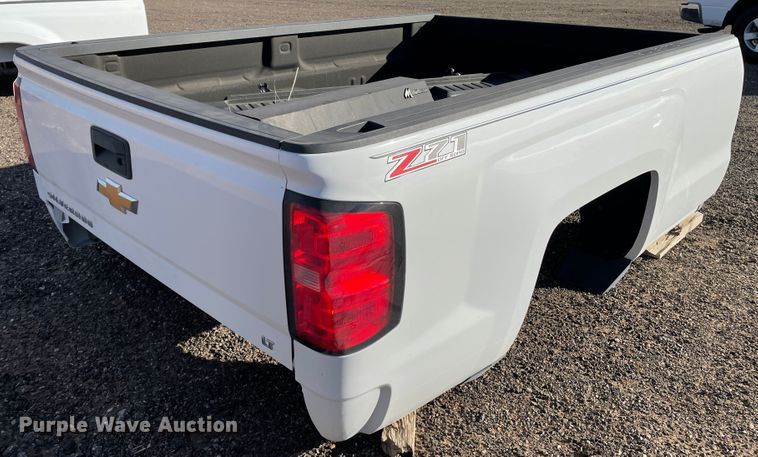 image for item DN0110 2016 Chevrolet Silverado 3500  pickup truck bed