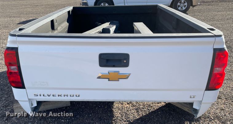 image for item DN0110 2016 Chevrolet Silverado 3500  pickup truck bed