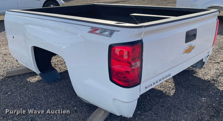 image for item DN0110 2016 Chevrolet Silverado 3500  pickup truck bed
