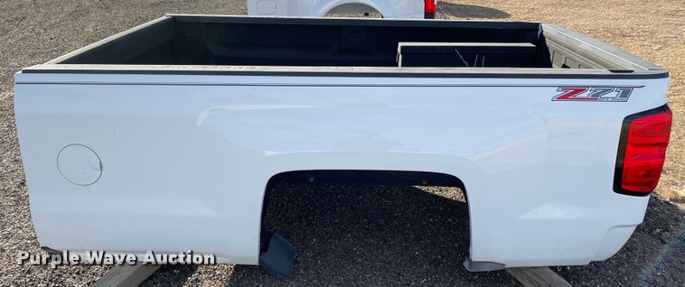 image for item DN0110 2016 Chevrolet Silverado 3500  pickup truck bed