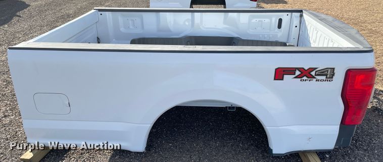 image for item DN0111 2022 Ford F250  pickup truck bed