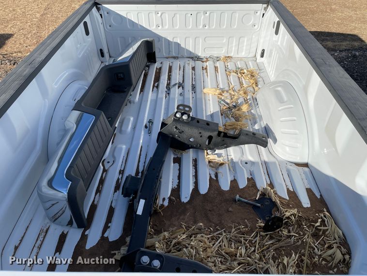 image for item DN0111 2022 Ford F250  pickup truck bed