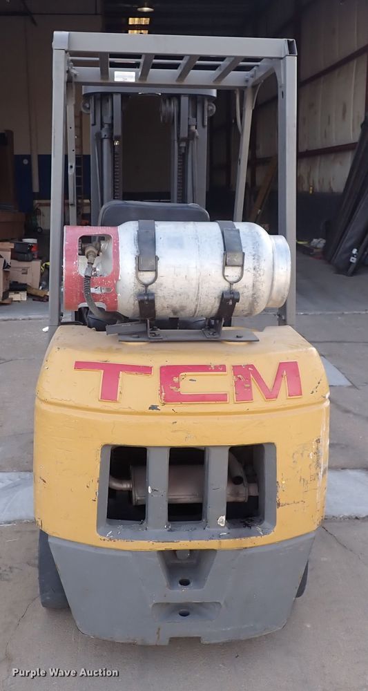 image for item DN2356 TCM FCG25  forklift