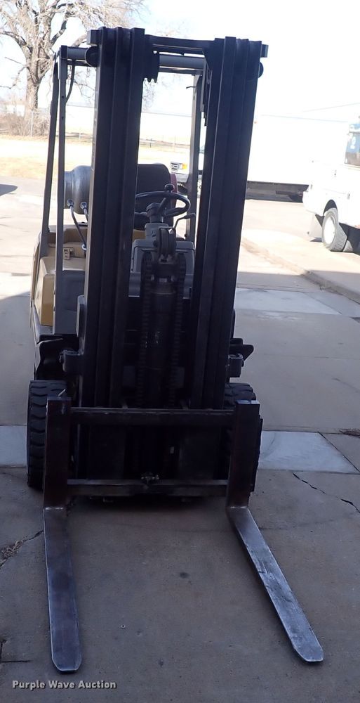 image for item DN2356 TCM FCG25  forklift