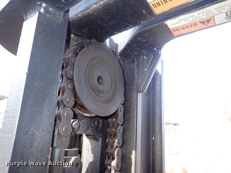 image for item DN2356 TCM FCG25  forklift